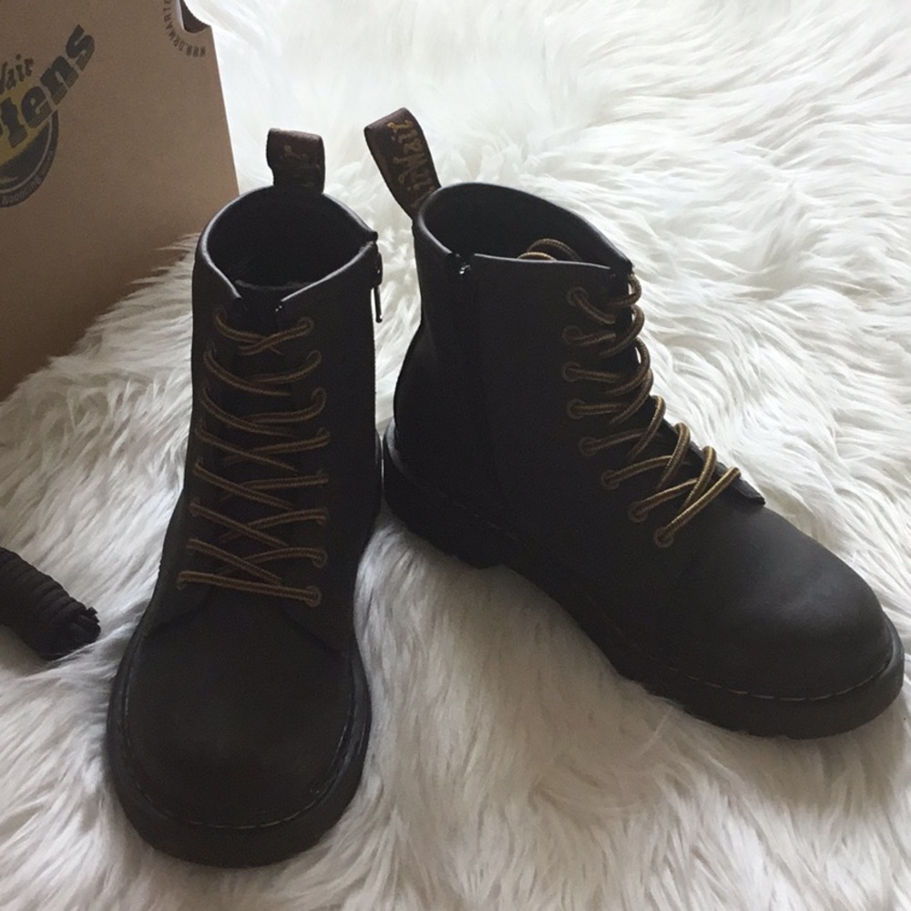 Dr Martens 1460 Wildorse  Leather Lace Up Boots